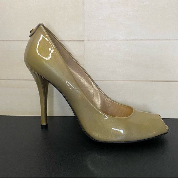 Stuart Weitzman Shoes - Stuart Weitzman Peep Toe Heels Patent Leather Women's Size 9.5 Shoes M Gold
